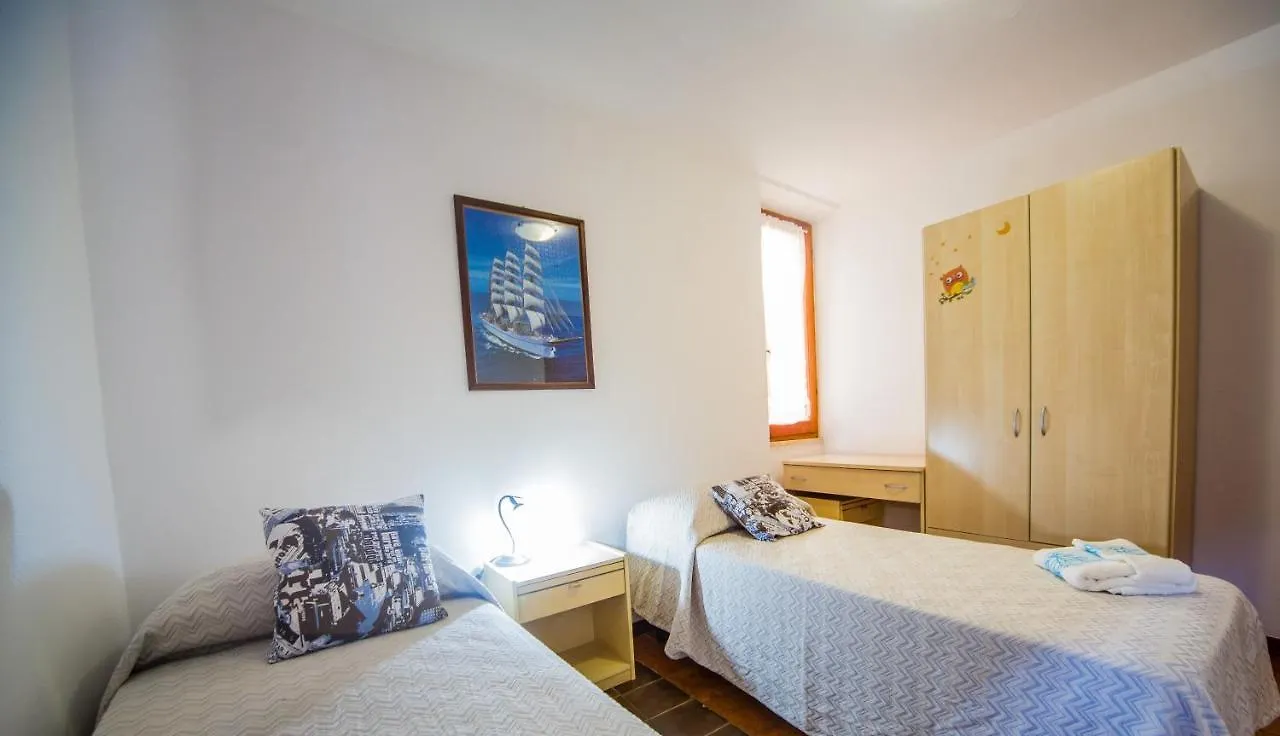Διαμέρισμα Casa Goletta Soggiorno Per 4 A 2 Minuti Dalla Spiaggia Iunq0334 Cala Gonone Ιταλία