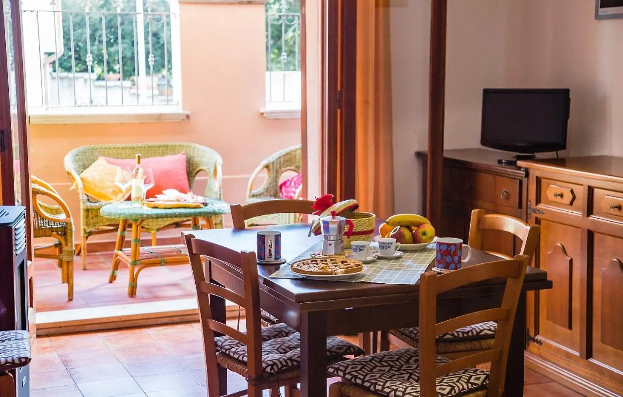 Casa Goletta Soggiorno Per 4 A 2 Minuti Dalla Spiaggia Iunq0334 カーラゴノネ アパート